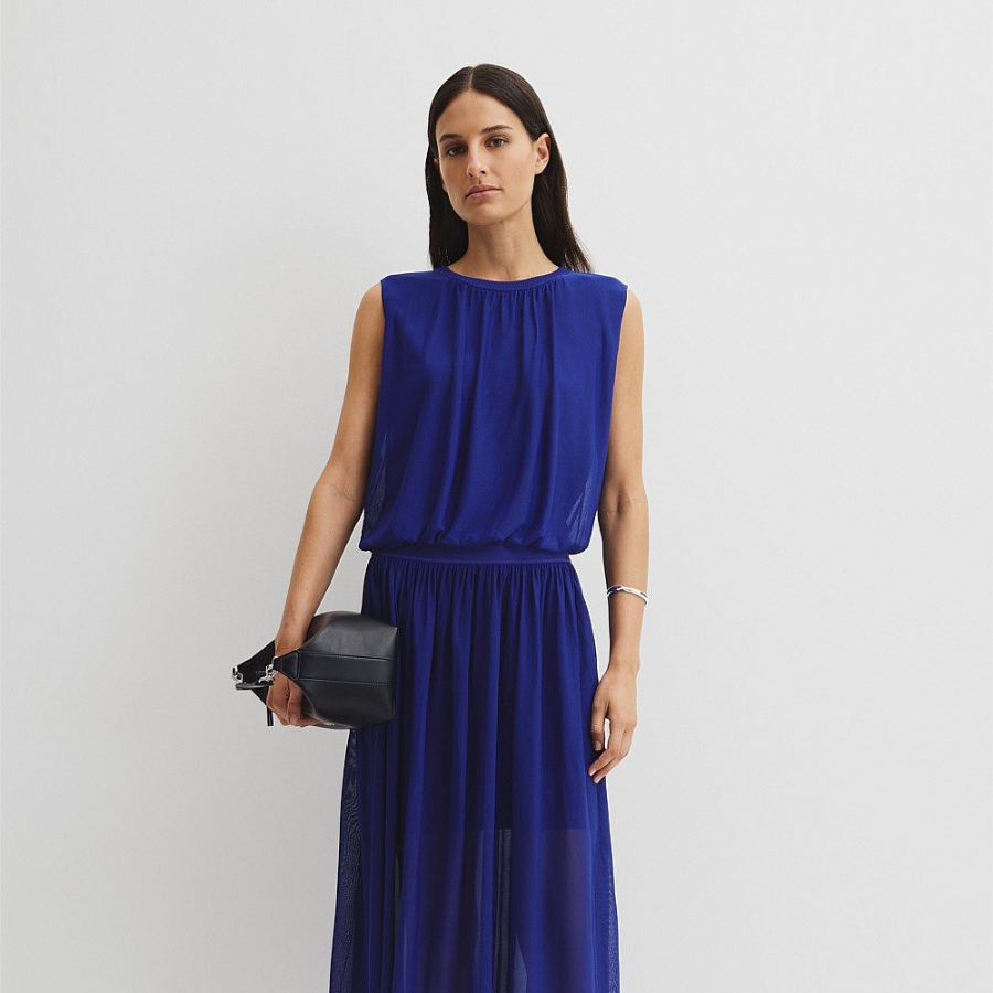 Lady wearing Country Road Dress